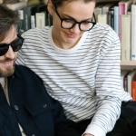 Изучение языков в уединении с книгами и цифровыми инструментами