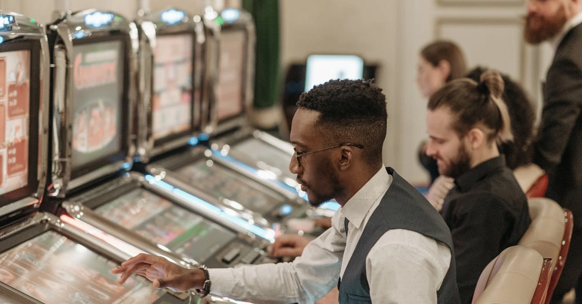 Интерфейс игровых автоматов RamenBet Casino с каталогом слотов